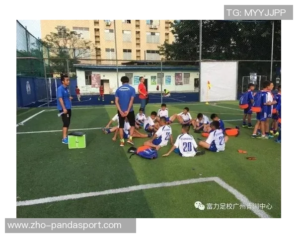 石家庄足球俱乐部奋勇争先助力地方足球发展与青训体系建设 石家庄足球俱乐部奋勇争先助力地方足球发展与青训体系建设